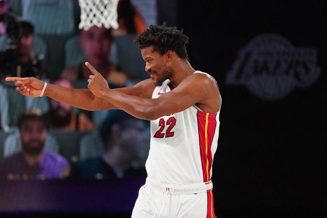 唐斯32分尼克斯大胜雄鹿 魔术轻取鹈鹕止5连败