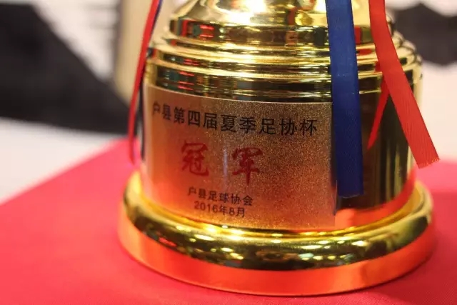巴萨20轮联赛积39分 近20年来第二差战绩