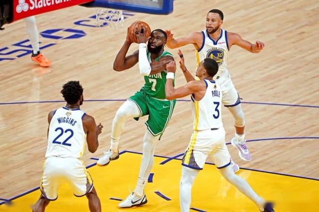 希罗绝杀热火逆转魔术 亚历山大45分雷霆9连胜