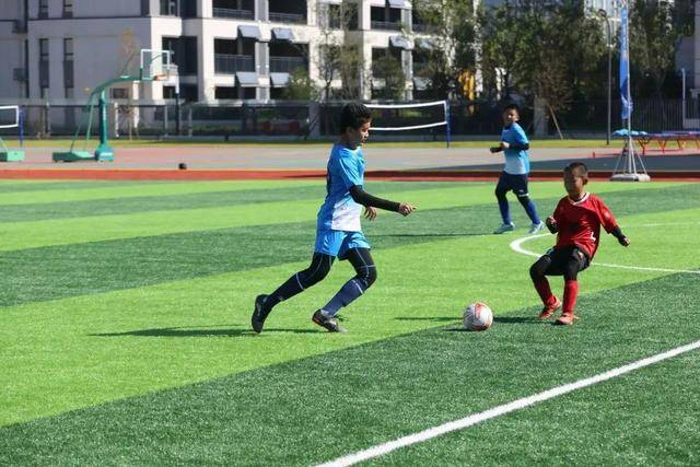 马卡报：勒诺尔芒今日回归马竞合练