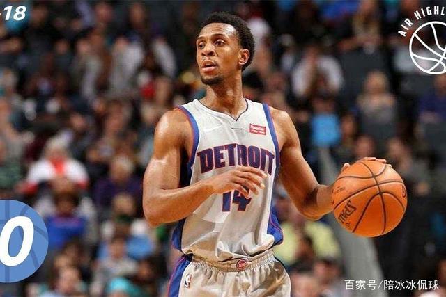 CBA全明星星锐赛：石奎20分清华险胜一年级队